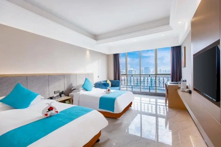 Twin room with city view