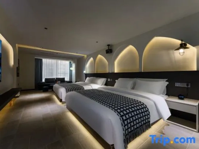 Deluxe Double Suite