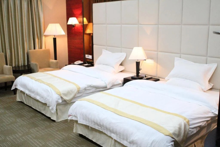 Yifa Business Hotel