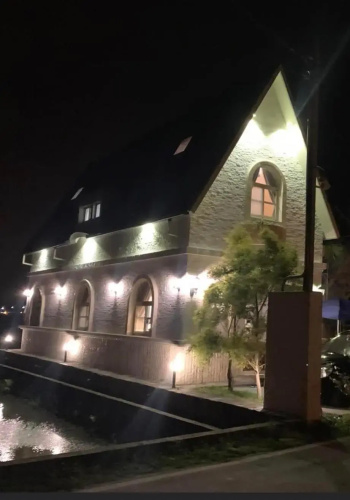Vivali Manor