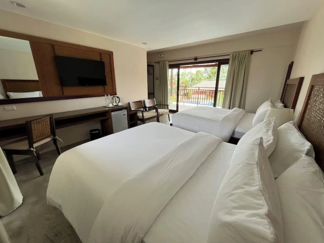 Rattan Deluxe Twin room
