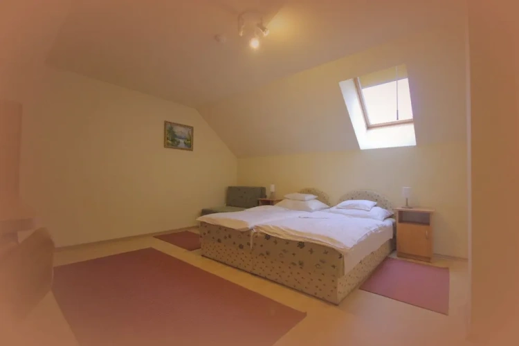 1 Bedroom Standard Quadruple room