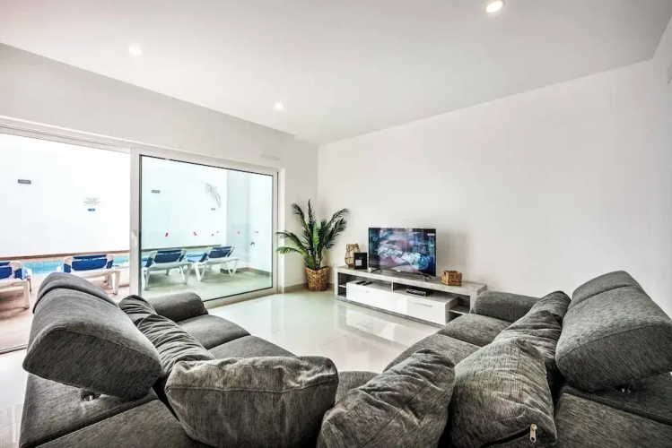 Villa Aventura