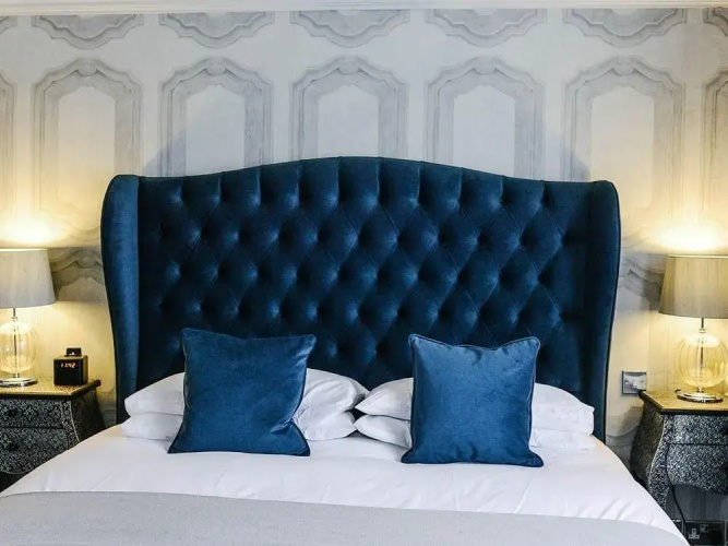 Bull Hotel