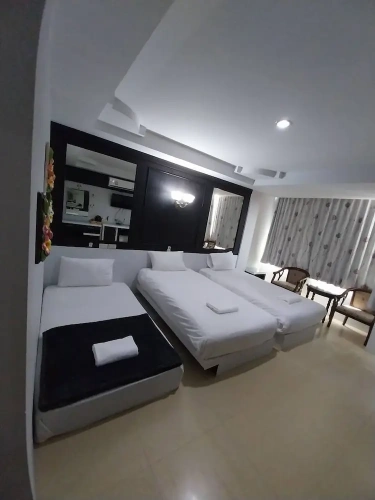 Deluxe Triple room
