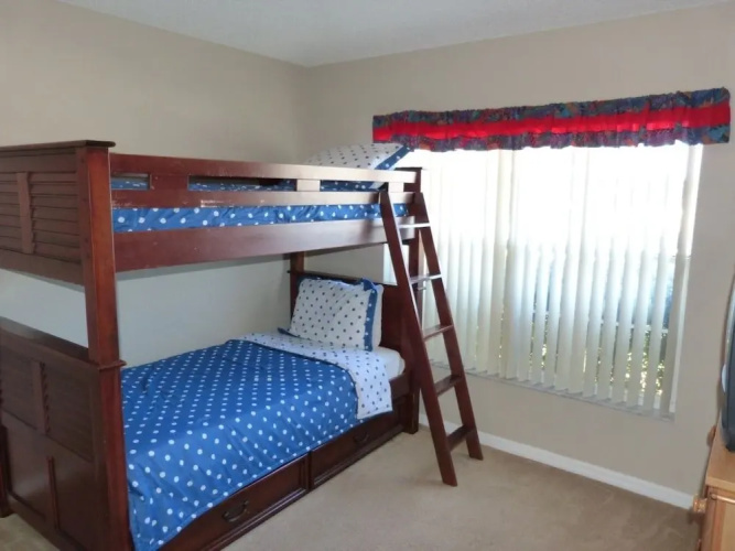 2513 La Jalla Trail,