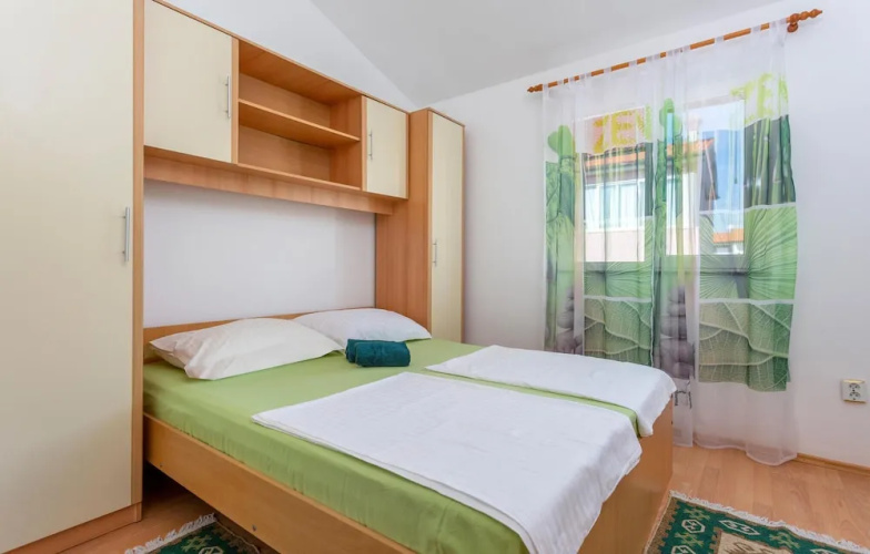 Stunning Home in Krk With Wifi and 2 Bedrooms