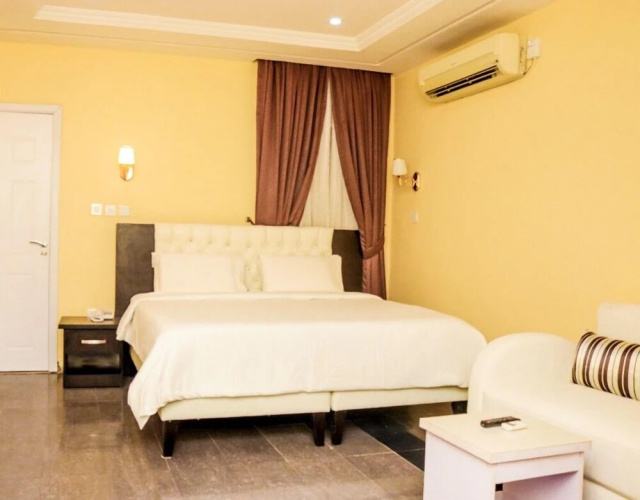 4A Hotel