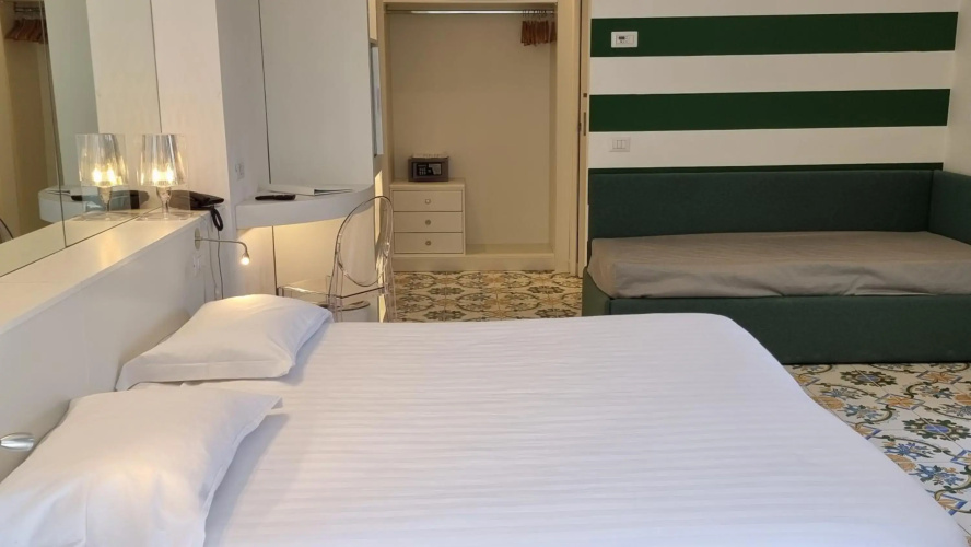 Hotel Alpha