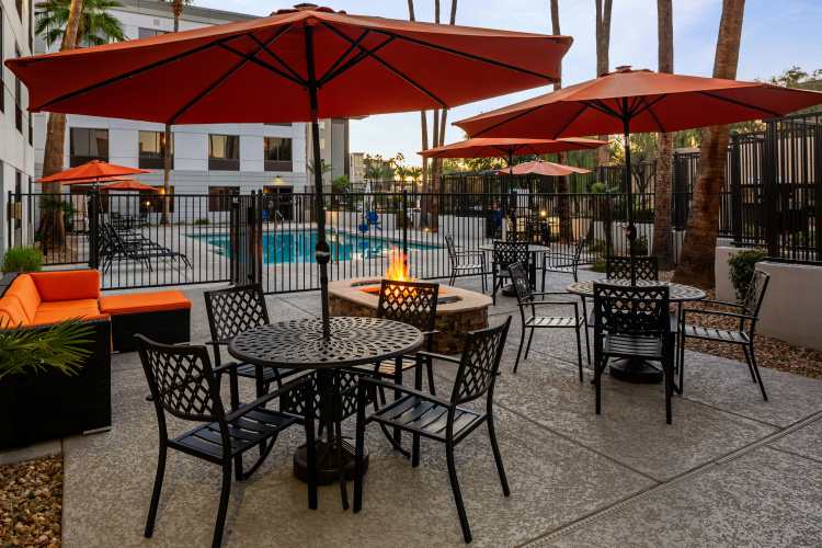 Hampton Inn Phoenix-Biltmore photo 22