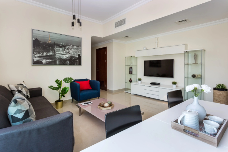 Modern And Bright 1 Br Apartment Amazing Views