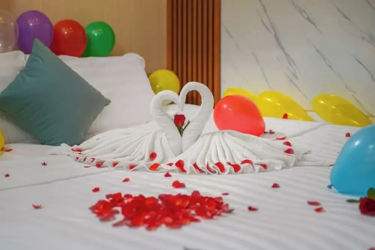Deluxe Double room with balcony and with pool view