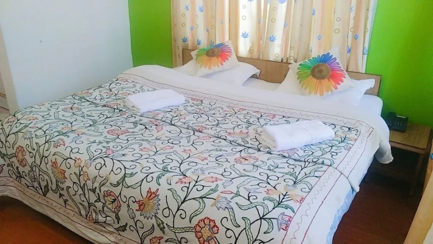 Pawan Guest House