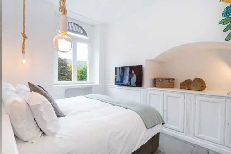 Bello Lake Como Suites