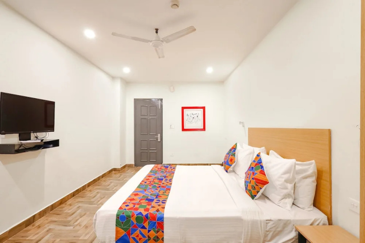 Fabhotel Perfect Stays