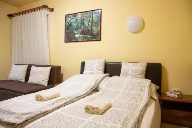 Erika Apartmanház