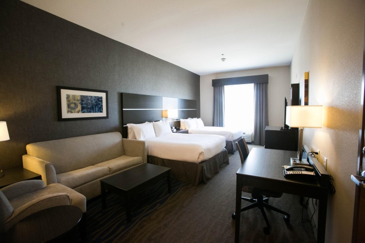 Quadruple Suite