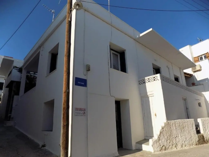 2 Bedrooms Cottage