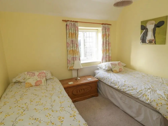 Howe Green Cottage