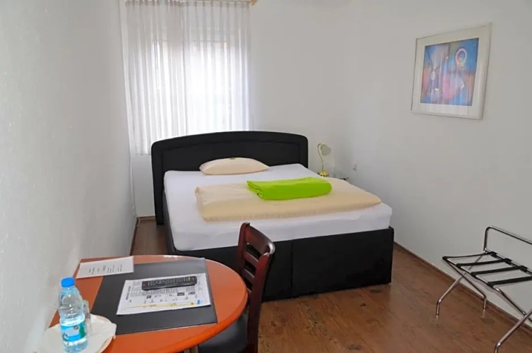 Comfort room