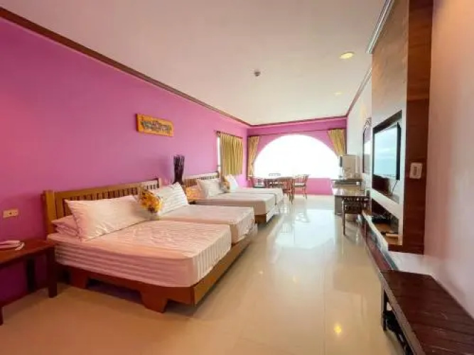 8 Villa Resort