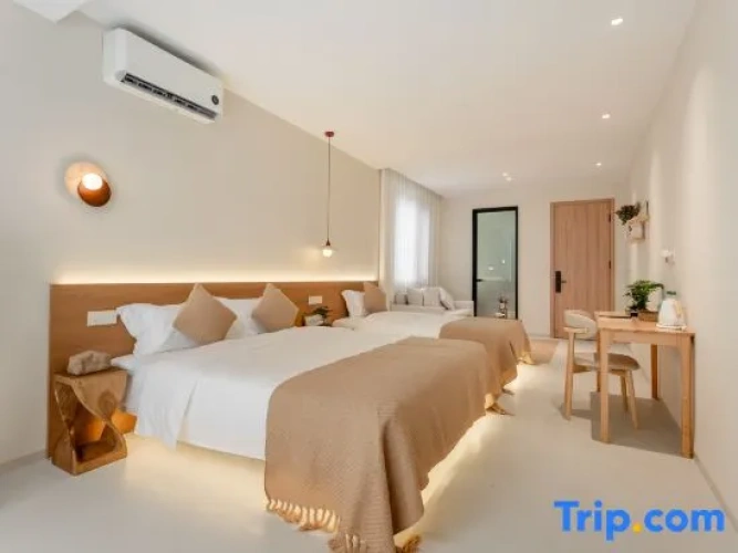 Standard Twin Family room