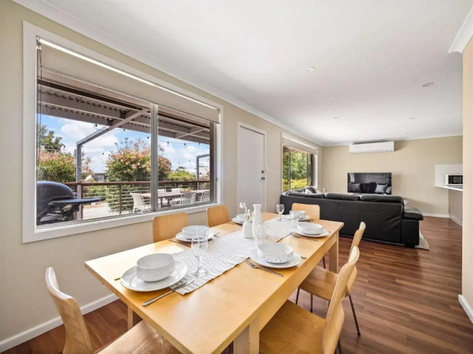 Eagle Bay Beach House