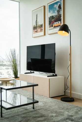 2-bed With Harbour Views & Outstanding Amenities