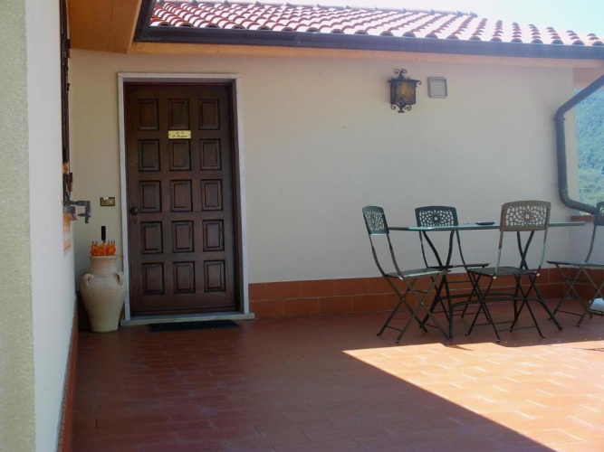 1 Bedroom Apartment with garden view