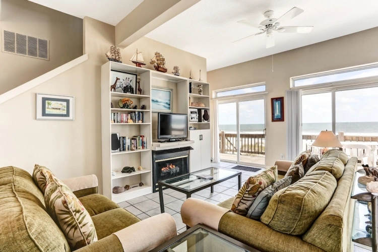 3 Bedrooms Cottage