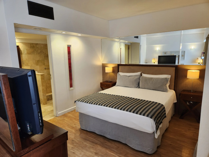 Grand King Hotel
