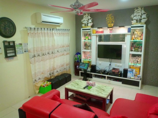 4 Bedrooms Cottage