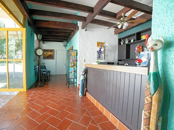 Hotel Teques Palace