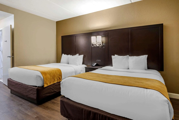 Comfort Inn & Suites