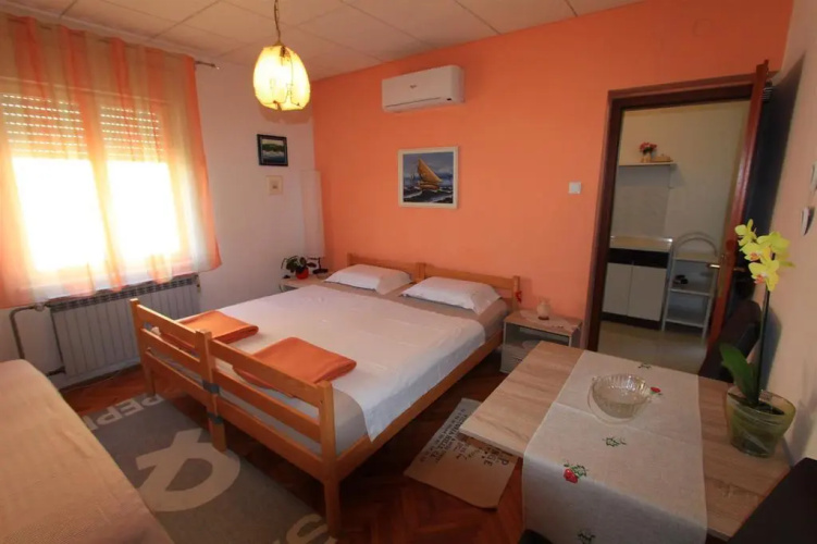 Apartment ANTIC S