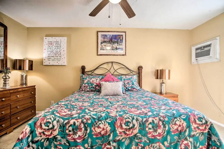 1 Mi to Oceanfront Fun: Pompano Beach Retreat!