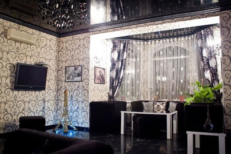 Diplomat Club Hotel