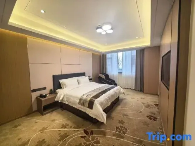 Deluxe Double Suite