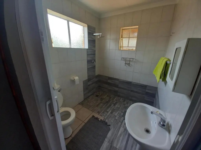Meadows Guesthouse