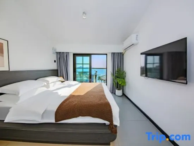 Standard Double room with balcony and with sea view