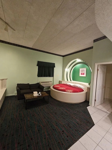 Loop Inn Motel