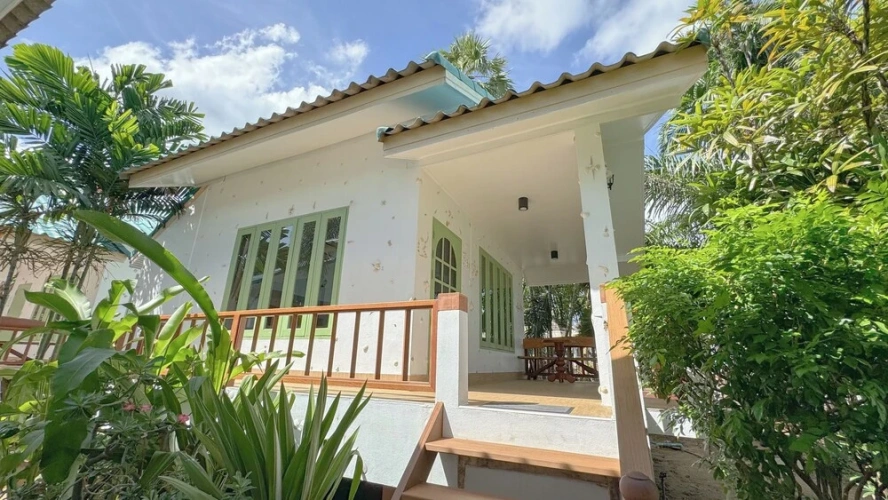 Standard Bungalow with balcony