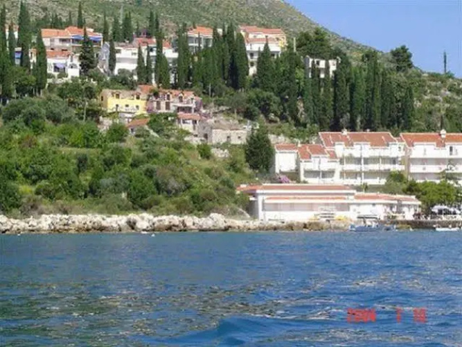 Katica Apartments