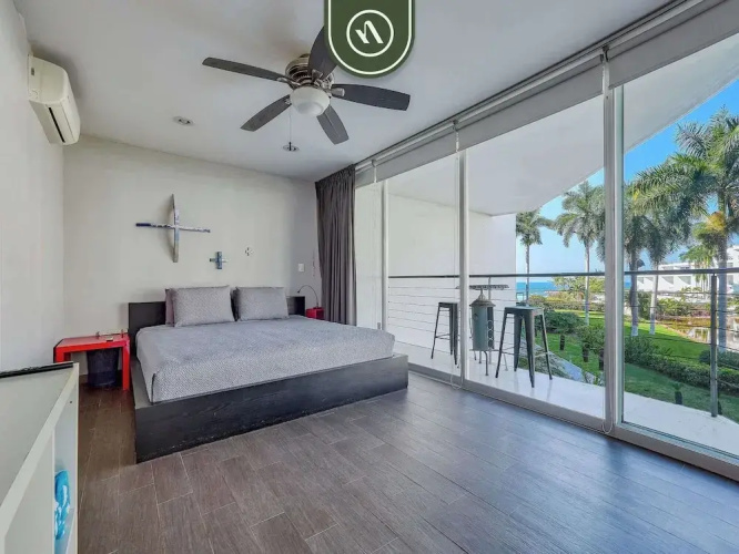 Beachfront 3BR Condo - Pool - Beach Club
