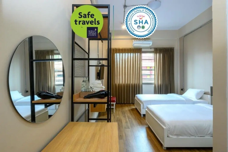 Deluxe Twin room