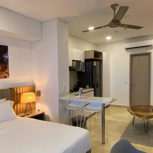 w Marvelous Loft With Balcony in Crespo
