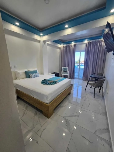 Superior Single room with balcony and with partial sea view