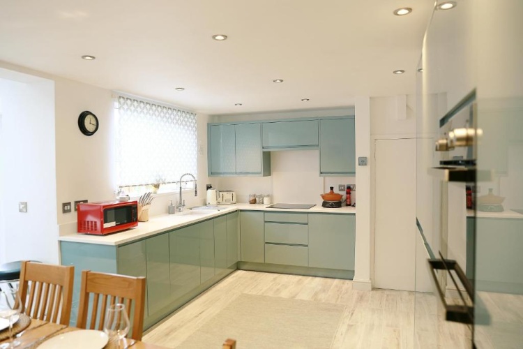 3 Bedrooms Cottage