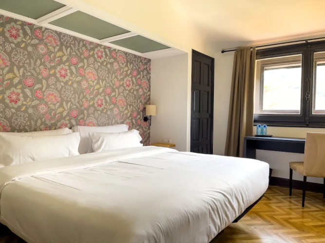 Angelats Hotel