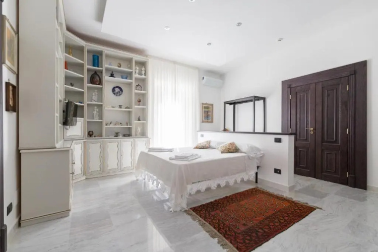 Palazzo Doria Suites